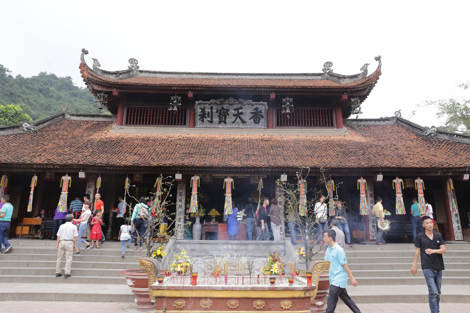 HUONG PAGODA TOUR: DISCOVER VIETNAMESE CULTURE AND SPIRITUAL LIFE