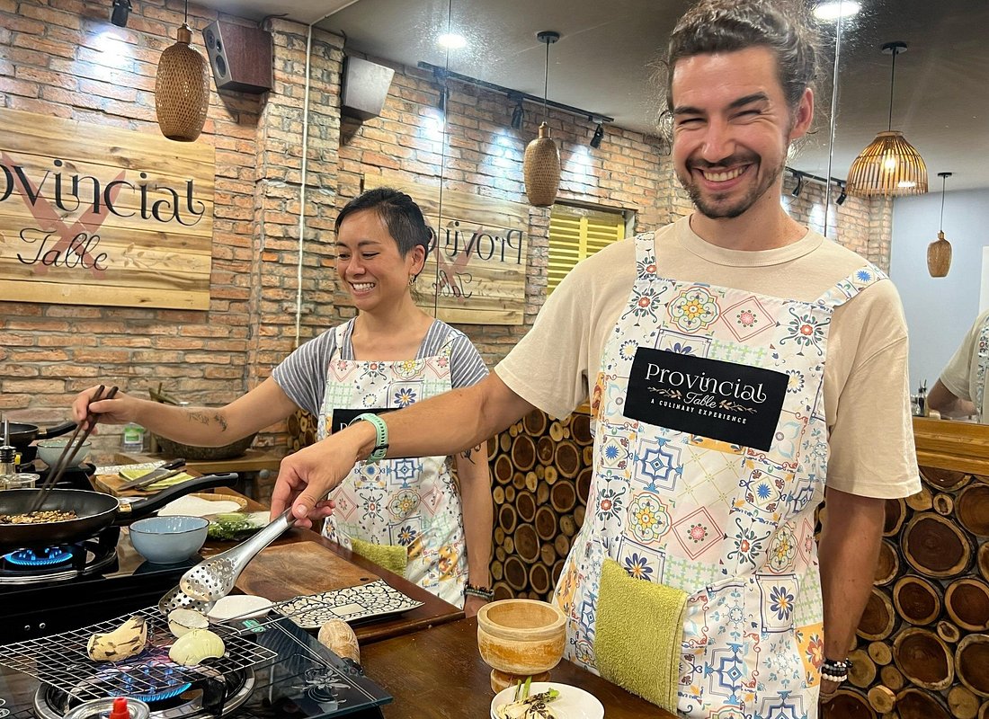 VIETNAMESE COOKING CLASS EXPERIENCE WITH LOCAL MARKET VISIT